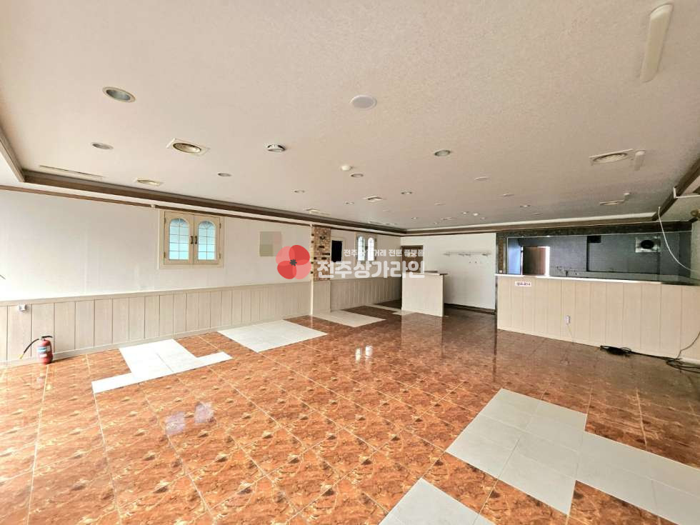 전북 전주완산구 중화산동2가 ⭐음식점,술집,가맥집,국밥집 강력추천⭐식당자리로 최고⭐인테리어완료⭐유동인구좋음⭐ 월세 매물번호 13031 사진 2