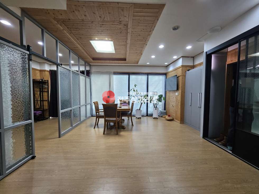 전북 전주완산구 서신동 ⭐권리금 없는 게스트 하우스를 소개합니다⭐카페,네일샵,피부관리 등 다른 업종도 가능합니다⭐ 월세 매물번호 13054 사진 1
