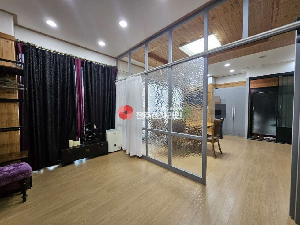 전북 전주완산구 서신동 ⭐권리금 없는 게스트 하우스를 소개합니다⭐카페,네일샵,피부관리 등 다른 업종도 가능합니다⭐ 월세 매물번호 13054 사진 8