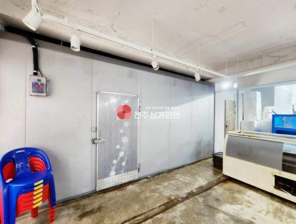 전북 전주덕진구 우아동2가 ⭐수산물도소매⭐배달⭐활어⭐수산물창고형으로임대가능⭐냉장⭐냉동⭐휴게실완비⭐ 월세 매물번호 13056 사진 10