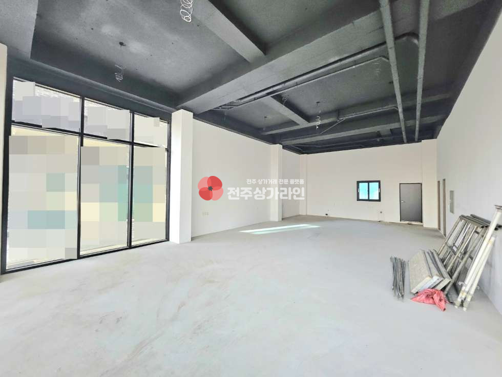 전북 전주덕진구 만성동 ⭐음식점,가맥집,편의점,카페 등 자유업종 추천⭐주택밀집지역⭐내부화장실⭐ 월세 매물번호 13064 사진 1