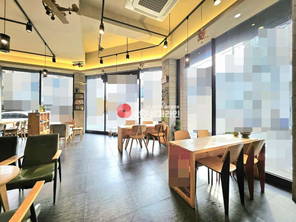 전북 전주완산구 효자동3가 ⭐카페 양도양수 받으실분 추천⭐매출보장⭐유동인구좋음⭐깔끔한인테리어⭐ 월세 매물번호 12838 사진 1