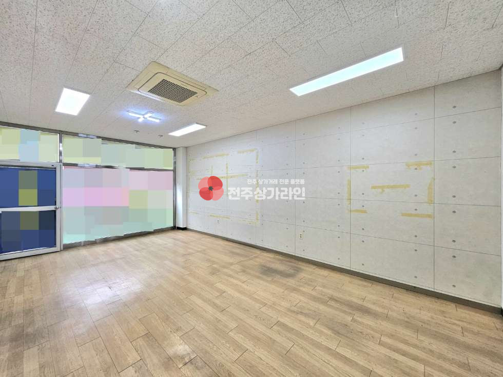 전북 전주완산구 효자동3가 ⭐사무실,미용관련업,옷가게 등 자유업종 추천⭐깔끔한인테리어⭐대로변인접⭐ 월세 매물번호 13080 사진 2