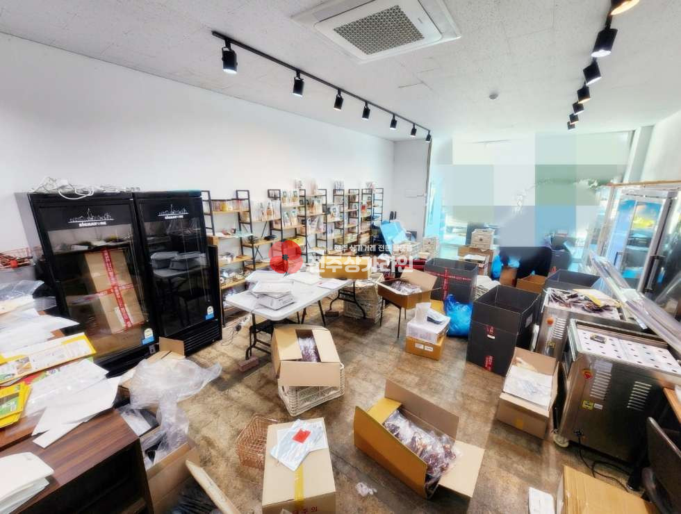 전북 전주완산구 효자동3가 ⭐사무실용상가⭐길게빠진구조 ⭐깔끔한내부⭐입주협의⭐ 월세 매물번호 12902 사진 3