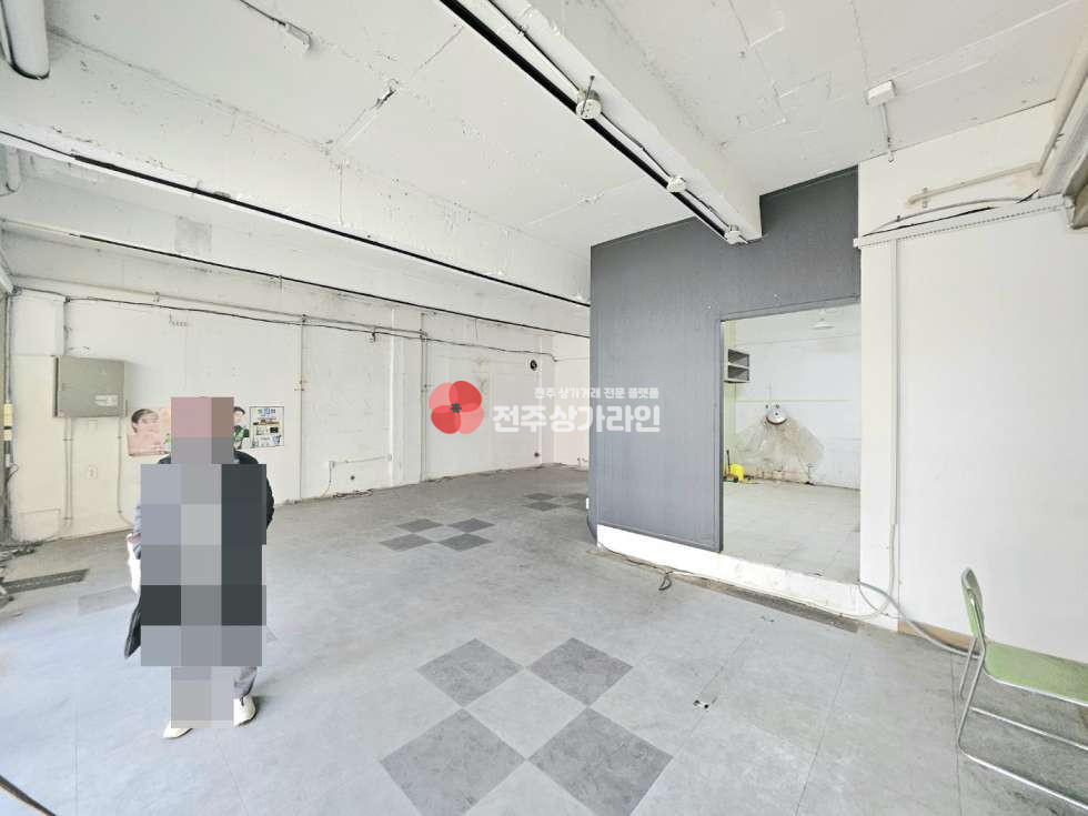 전북 전주완산구 삼천동1가 ⭐음식점,술집,가맥집 등 음식판매업종 추천⭐주방공간완비⭐영업허가증 살아있습니다⭐데크설치⭐ 월세 매물번호 13061 사진 3