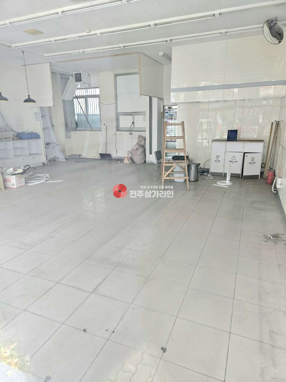 전북 전주완산구 중화산동2가 ⭐미용관련업,카페,음식점 등추천⭐유동인구좋음⭐대로변인접⭐ 월세 매물번호 12721 사진 2