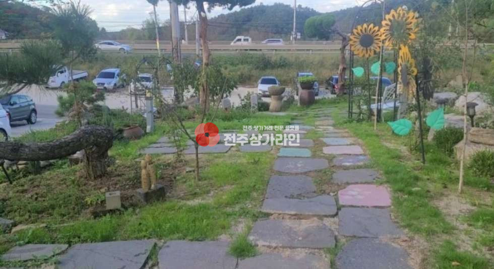 전북 김제시 금구면 산동리 ⭐호수 전망 상가주택매매⭐카페운영중⭐주거가능⭐태양광소유⭐ 매매 매물번호 13127 사진 5
