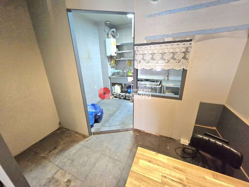 전북 전주완산구 중화산동2가 ⭐음식점,고깃집,술집 자리로 강력추천⭐다른업종가능⭐합리적인임대료⭐깔끔한인테리어⭐대로변인접⭐ 월세 매물번호 13136 사진 5