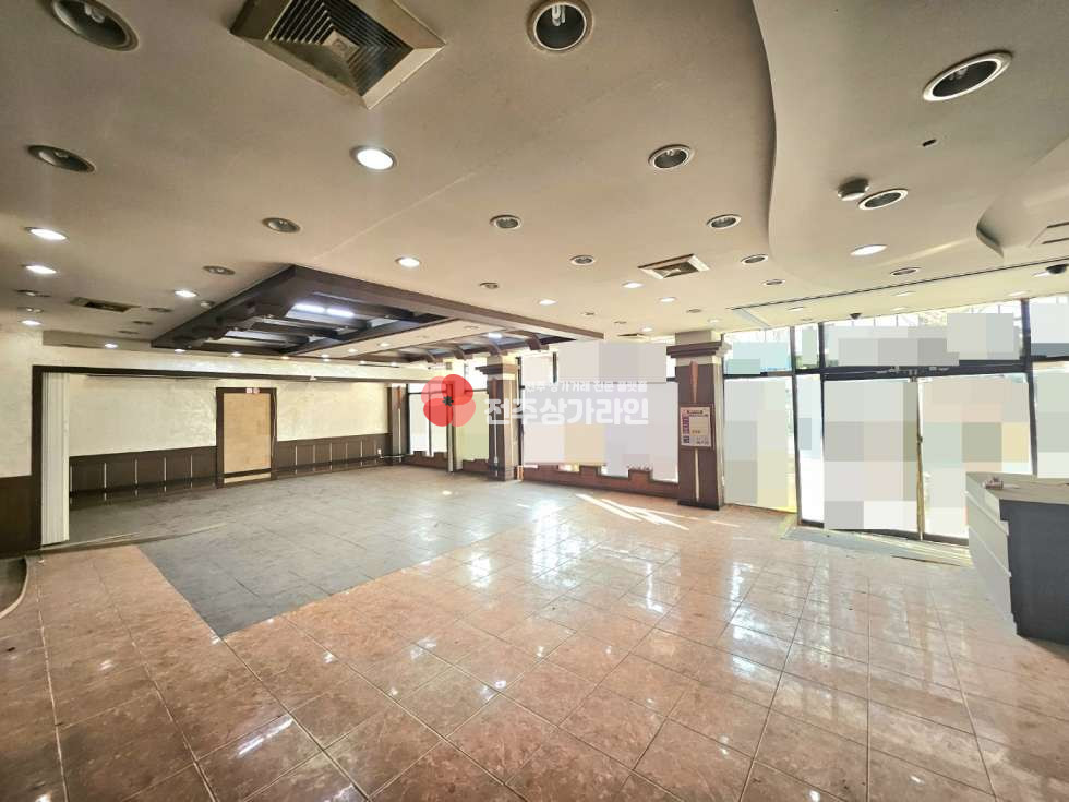 전북 전주완산구 중화산동2가 ⭐음식점,술집,고깃집,가맥집 자리로 강력추천⭐다른업종도가능⭐깔끔한인테리어⭐대로변인접⭐ 월세 매물번호 13137 사진 2
