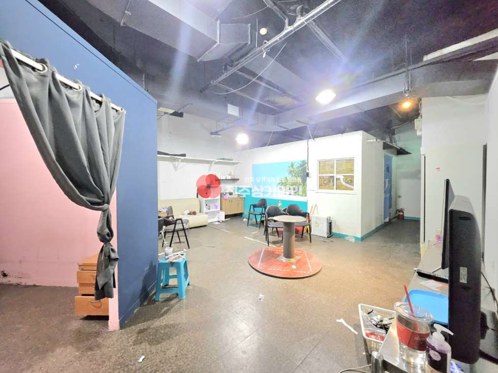전북 전주완산구 중화산동2가 ⭐음식점,홀덤펍,성인피시방,타투샵 등 모든업종 추천⭐내부컨디션굳⭐활용도높은지하상가⭐내부화장실⭐대로변인접⭐ 월세 매물번호 13160 사진 2