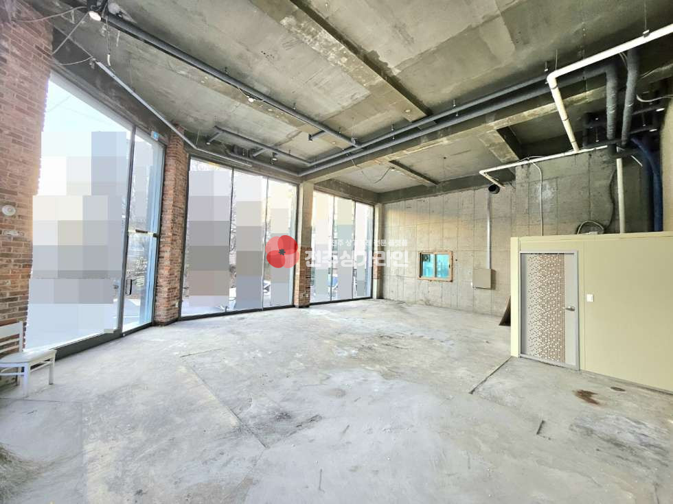 전북 전주완산구 평화동2가 ⭐음식점,가맥집,술집,카페,빵집,무인판매점,패스트푸드 추천⭐삼거리코너위치⭐내부화장실⭐ 월세 매물번호 13120 사진 2