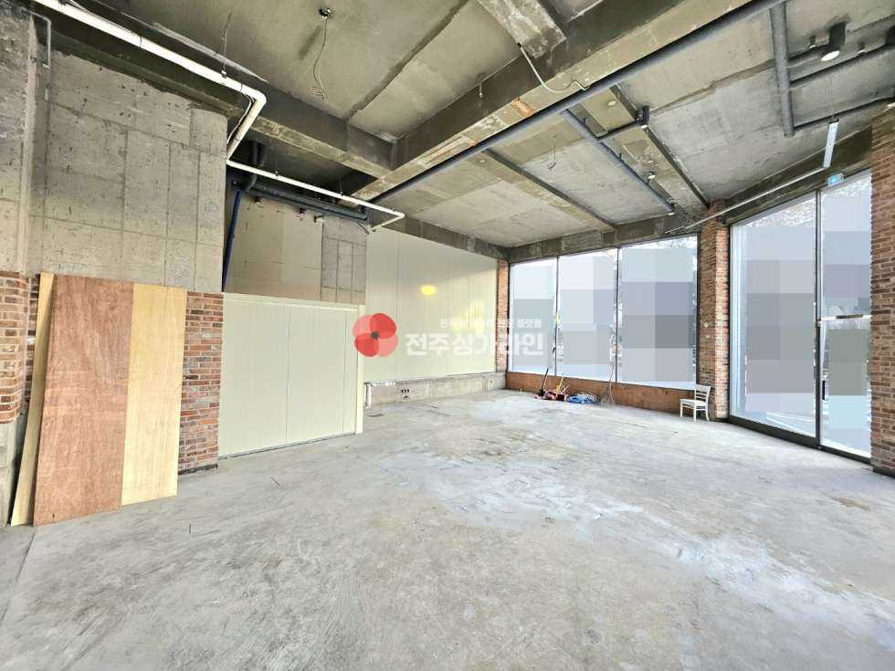 전북 전주완산구 평화동2가 ⭐음식점,가맥집,술집,카페,빵집,무인판매점,패스트푸드 추천⭐삼거리코너위치⭐내부화장실⭐ 월세 매물번호 13120 사진 3