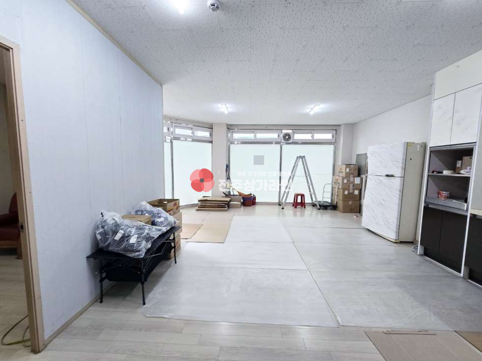 전북 전주완산구 평화동2가 ⭐깔끔한사무실⭐전용주차장완비⭐위치좋아요⭐ 월세 매물번호 13247 사진 6