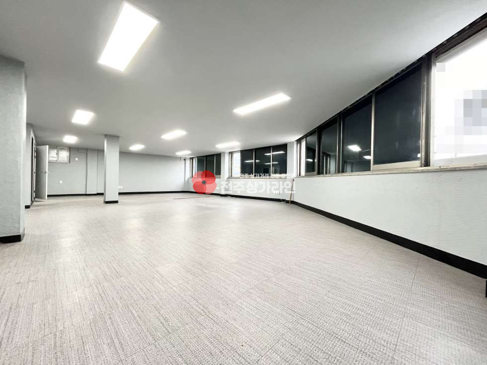 전북 전주완산구 중화산동2가 ⭐대로변⭐성인PC방, 사무실 추천⭐상권밀집 지역⭐ 월세 매물번호 13253 사진 1