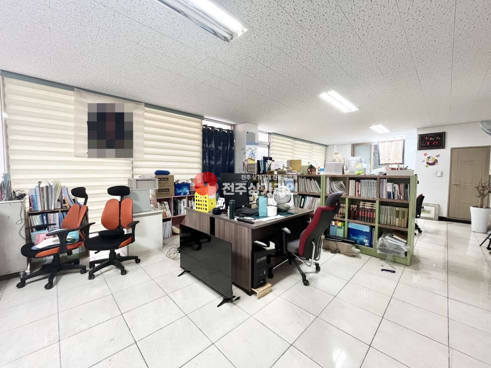 전북 전주완산구 중화산동2가 ⭐중산초⭐넓은평수,깔끔한매물⭐사무실,창고,무인점포,네일샵,피부관리 추천⭐ 월세 매물번호 13267 사진 1