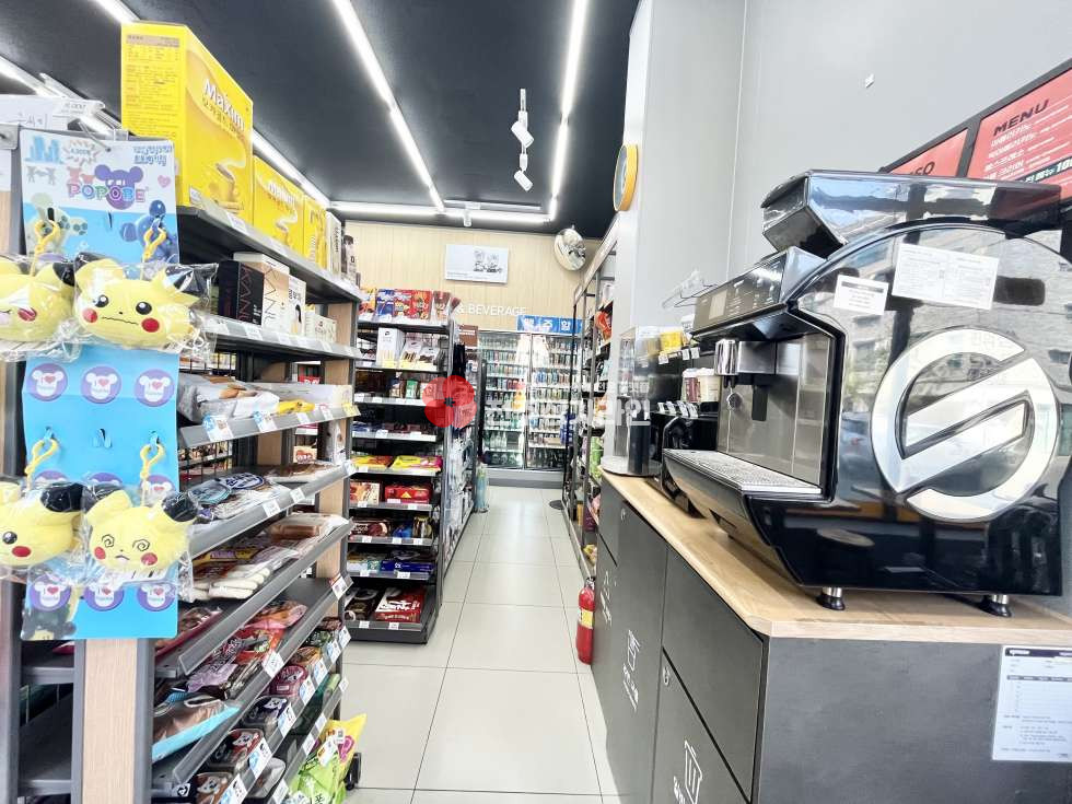 전북 전주완산구 효자동3가 ⭐대로변 앞 편의점⭐빌라 밀집지역⭐매출 좋은 편의점 양도합니다⭐ 월세 매물번호 13329 사진 3