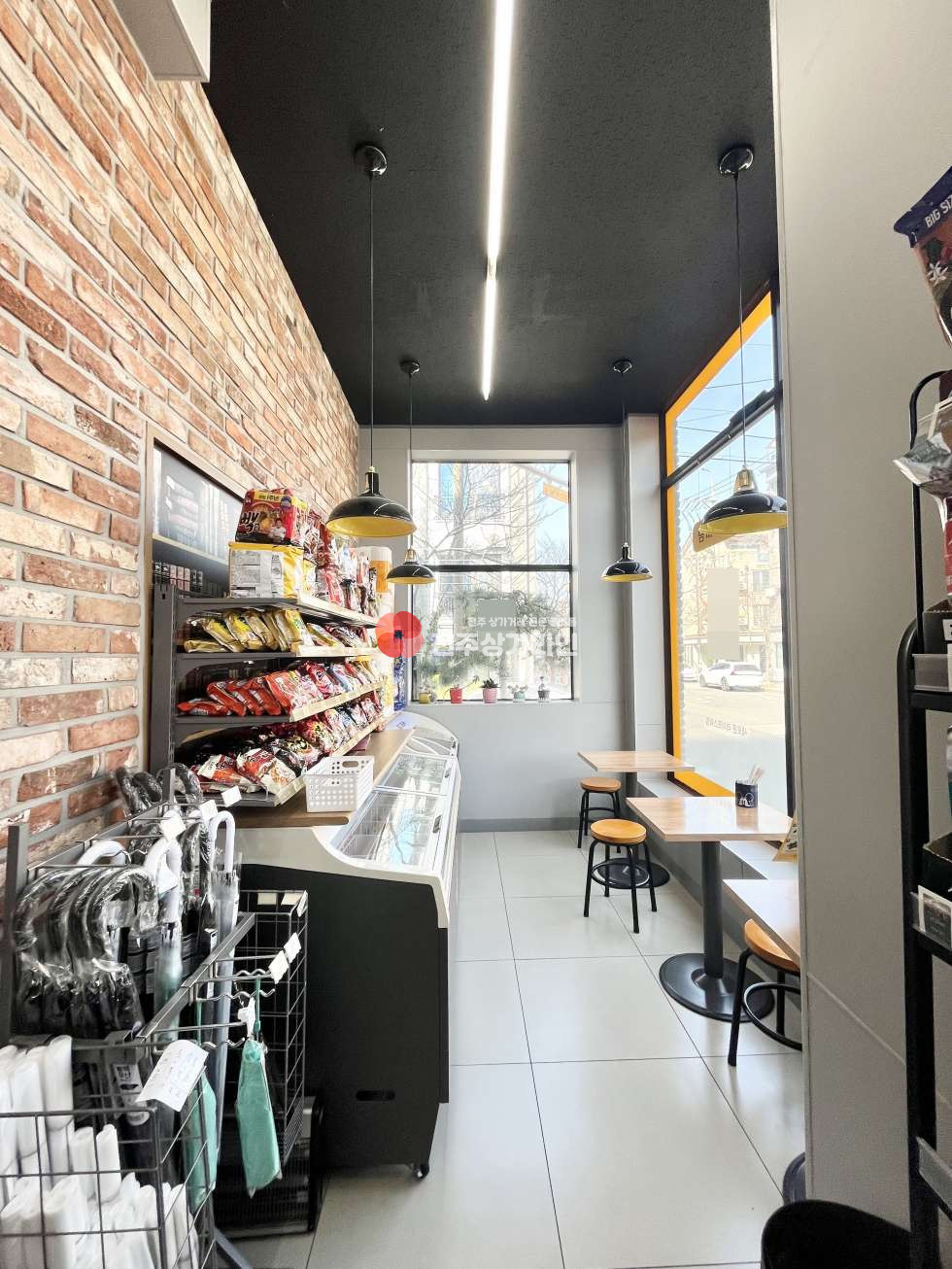 전북 전주완산구 효자동3가 ⭐대로변 앞 편의점⭐빌라 밀집지역⭐매출 좋은 편의점 양도합니다⭐ 월세 매물번호 13329 사진 7
