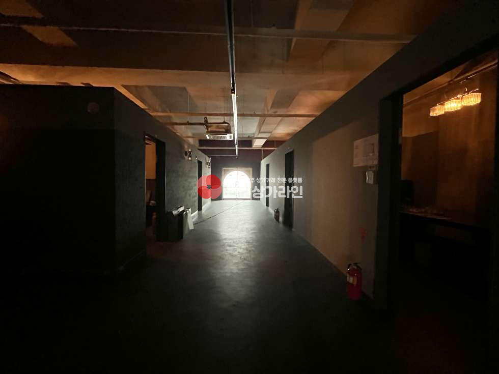 전북 전주완산구 효자동3가 ⭐신시가지⭐bar 양도⭐집기류,주류,가구,시설 전부 양도⭐홀덤펍,노래방 추천⭐ 월세 매물번호 13311 사진 4