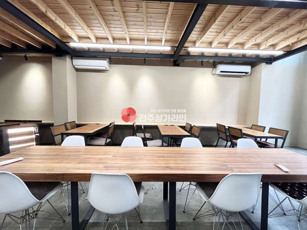 전북 전주완산구 효자동2가 ⭐시설 인테리어 최상⭐아파트 ,빌라 밀집지역⭐갤러리하우스,카페,꽃집,사무실,미용실 ,추천⭐ 월세 매물번호 13252 사진 5