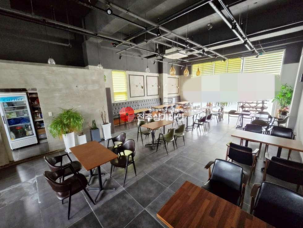 전북 전주완산구 효자동3가 ⭐카페⭐넓은평수⭐1층⭐유동인구많은거리⭐인구이동량많습니다⭐ 월세 매물번호 13348 사진 6