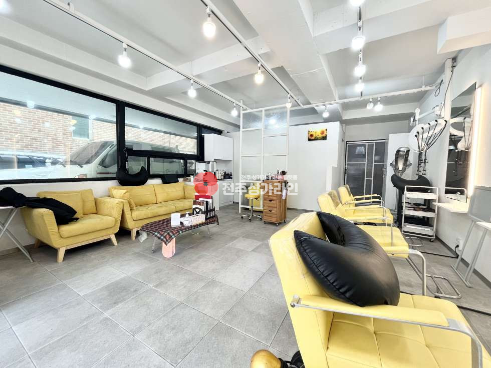 전북 전주완산구 중화산동2가 ⭐고정매출 좋은 미용실 양도양수⭐깔끔한 인테리어⭐가구 집기 시설 전부 양도⭐ 월세 매물번호 13372 사진 2