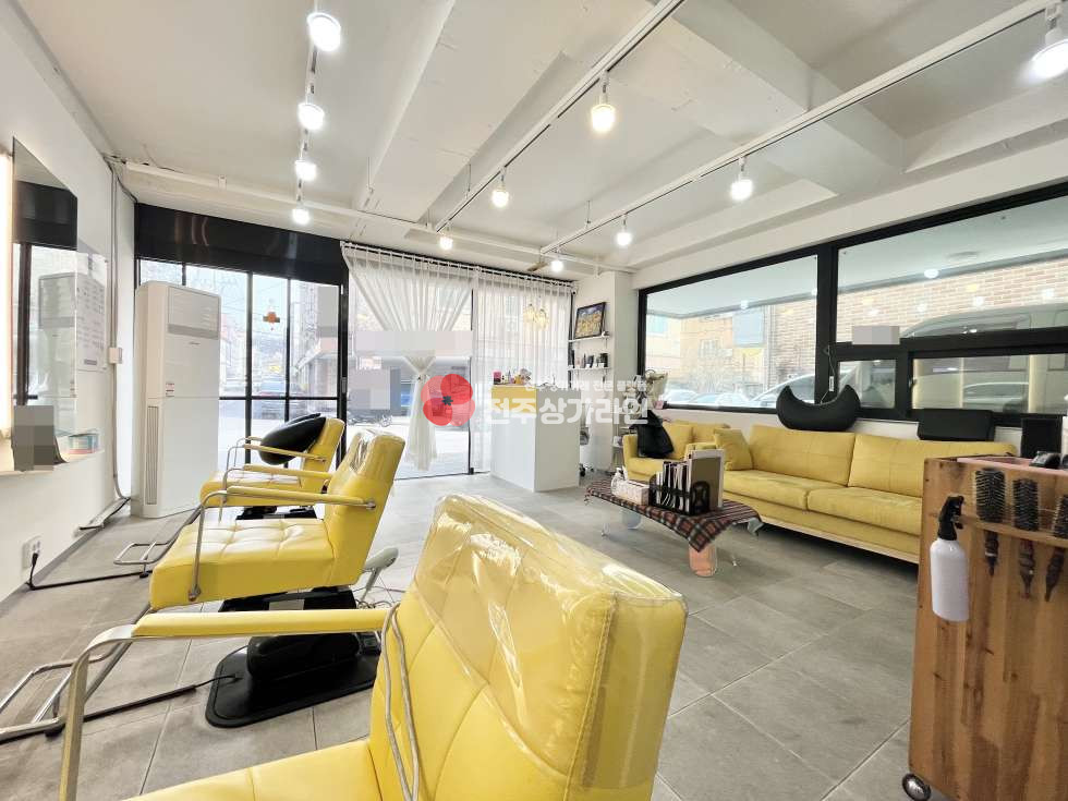 전북 전주완산구 중화산동2가 ⭐고정매출 좋은 미용실 양도양수⭐깔끔한 인테리어⭐가구 집기 시설 전부 양도⭐ 월세 매물번호 13372 사진 3