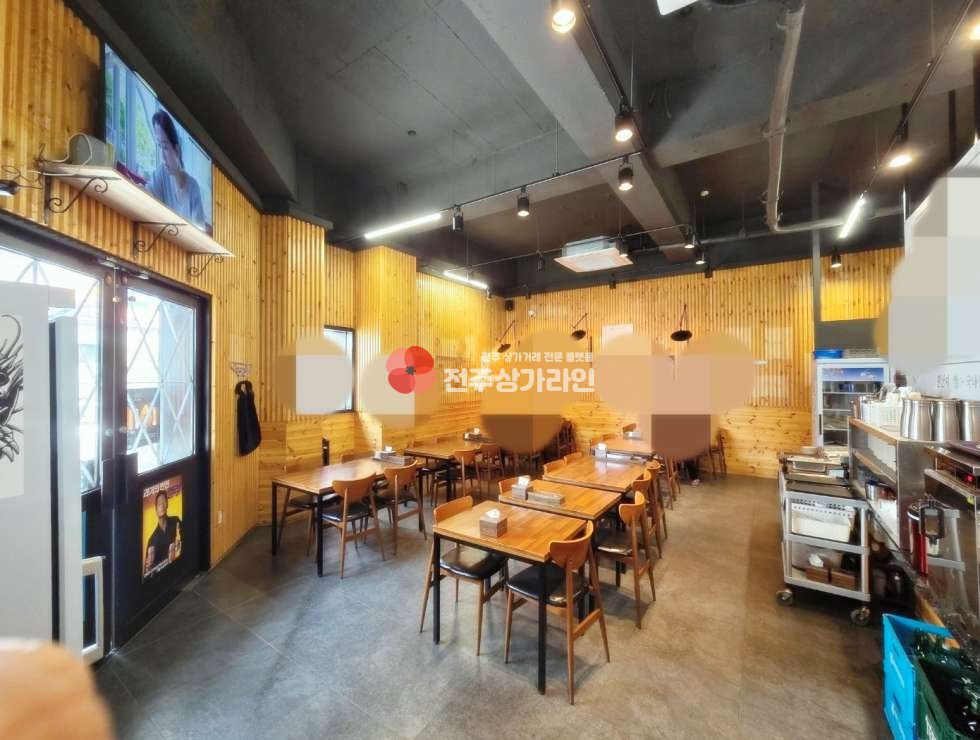 전북 전주덕진구 만성동 ⭐성업음식점⭐위치⭐주차⭐유동인구⭐깔끔한시설⭐권조정가능⭐ 월세 매물번호 13388 사진 3