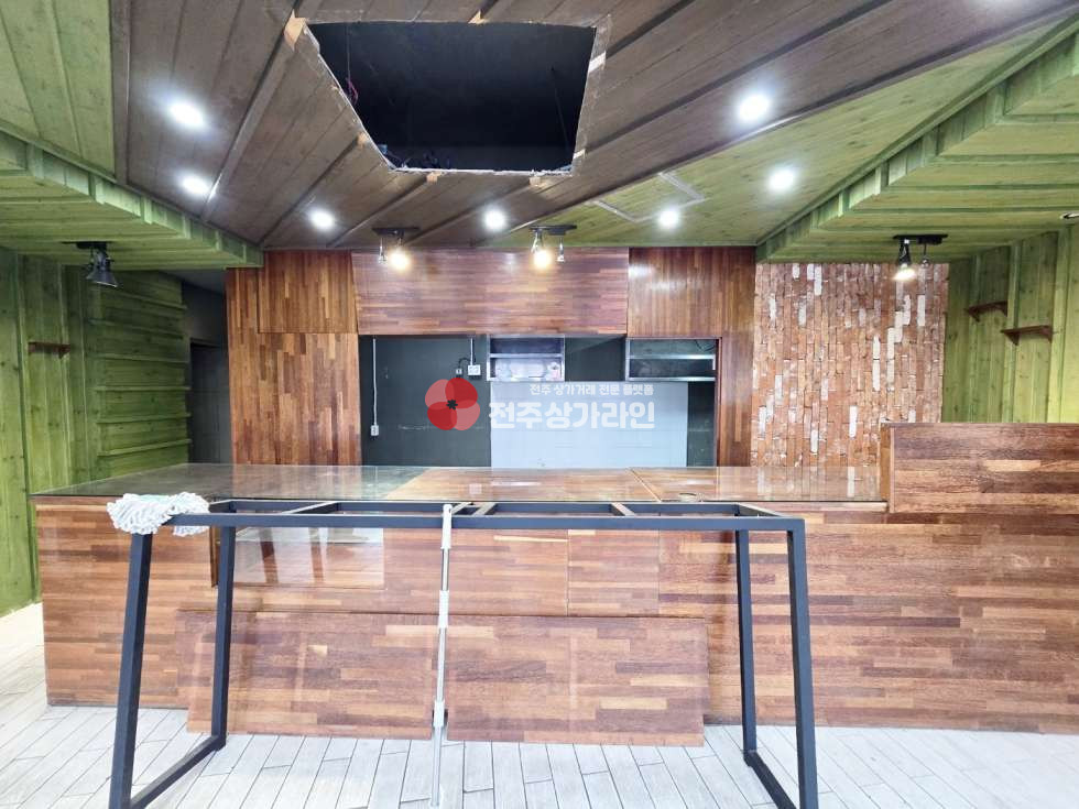 전북 전주완산구 중노송동 ⭐대로변 카페,프렌차이즈요식업,추천⭐유동인구좋음⭐강력추천⭐ 월세 매물번호 13190 사진 2