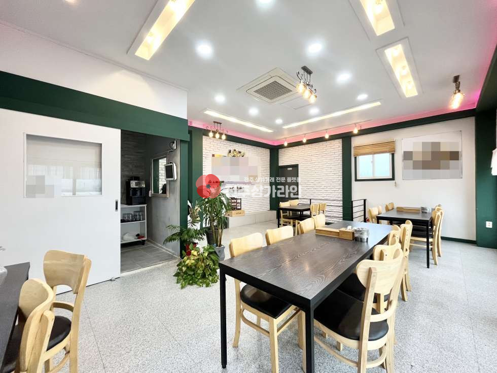 전북 전주완산구 삼천동2가 ⭐1,2층 통 임대⭐깔끔한 인테리어 와 개별 창고,테라스 를 가진 매물⭐타업종변경가능⭐ 월세 매물번호 13376 사진 8