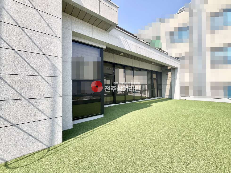전북 전주완산구 효자동2가 ⭐전북 우정청근방⭐테라스보유⭐엘레베이터有⭐깔끔한시설⭐즉시입주 가능⭐ 월세 매물번호 13530 사진 1