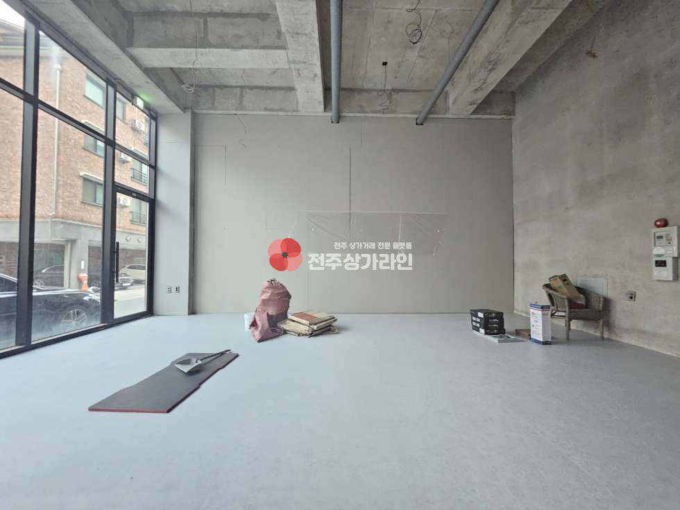 전북 전주완산구 효자동3가 ⭐카페⭐꽃집⭐베이커리⭐피부샵⭐네일아트⭐ 속눈썹⭐ 추천⭐ 월세 매물번호 12792 사진 2