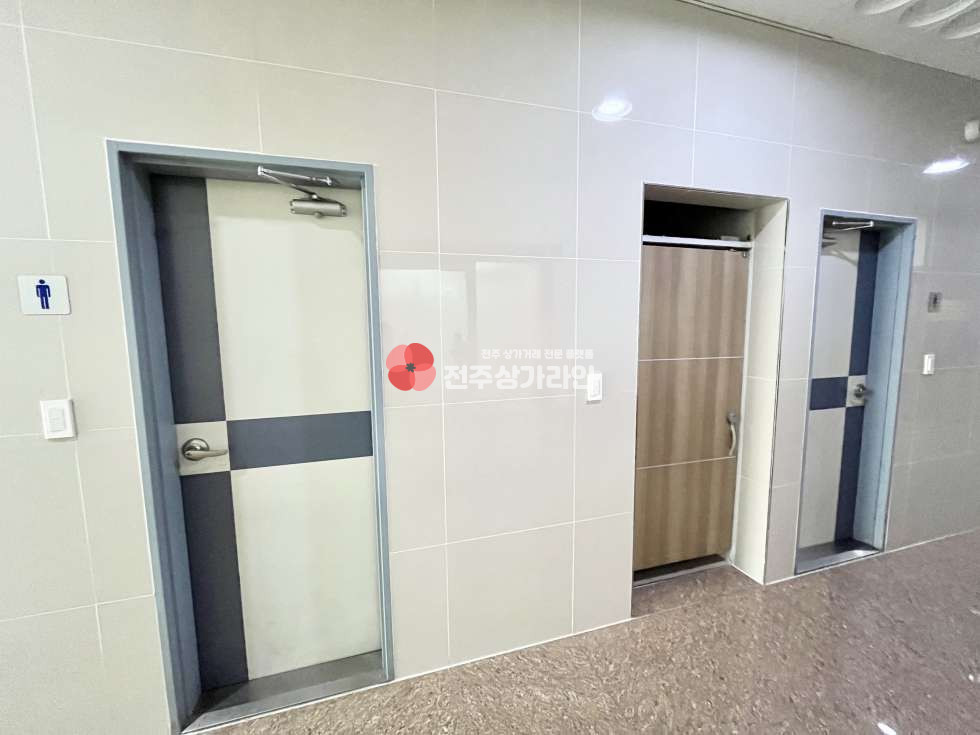 전북 전주완산구 효자동2가 ⭐도청부근 사무실⭐기본시설OK⭐분리구조⭐지상 및 지하 주차공간⭐엘레베이터有⭐ 월세 매물번호 13556 사진 6