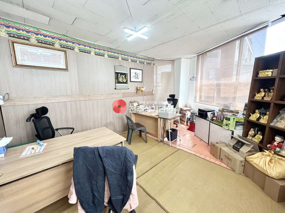 전북 전주완산구 효자동1가 ⭐상산고 부근⭐대형평수⭐넓은사무실⭐물품 및 집기 전부 퇴거예정⭐ 월세 매물번호 13581 사진 4