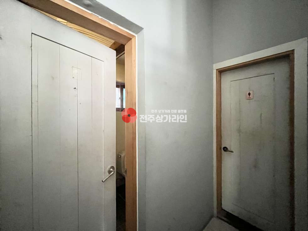 전북 전주완산구 효자동3가 ⭐홍산초 인근 성업중인 카페⭐유동인구 많은 대로변 앞 홍보최고⭐카페 양도양수⭐타업종가능⭐ 월세 매물번호 13422 사진 18