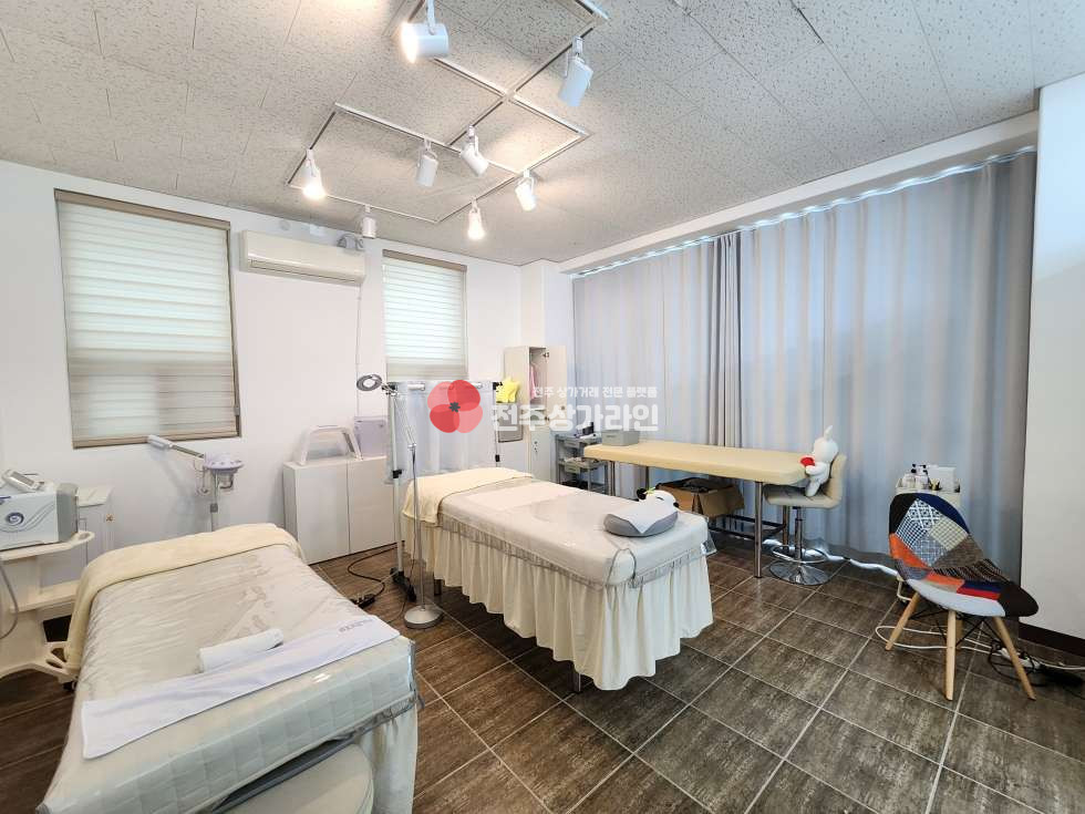 전북 전주완산구 효자동2가 ⭐효자동 토탈피부샵 양도양수⭐30평 깔끔인테리어⭐ 월세 매물번호 13642 사진 9