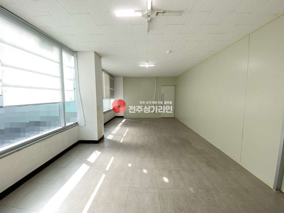전북 전주덕진구 송천동1가 ⭐사무실, 네일샵, 피부샵 등 추천 저렴한가격⭐대로변위치⭐ 월세 매물번호 11910 사진 2