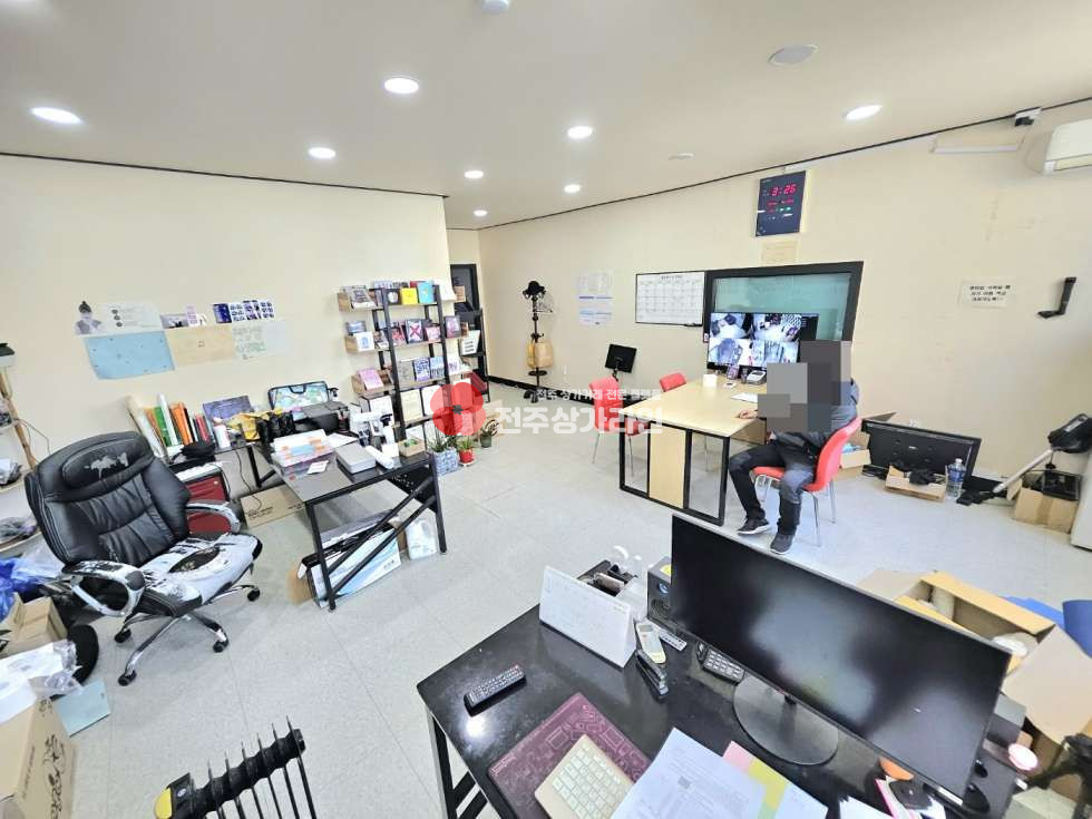 전북 전주완산구 서신동 ⭐댄스,보컬 학원 양도받으실분 추천⭐넓은평수⭐깔끔한인테리어⭐대로변인접⭐ 월세 매물번호 13149 사진 21