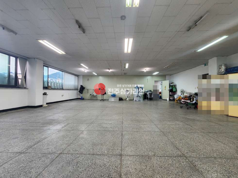 전북 전주완산구 서서학동 ⭐교회, 사무실 추천⭐대로변 위치 깔끔한 상가⭐ 월세 매물번호 13673 사진 1