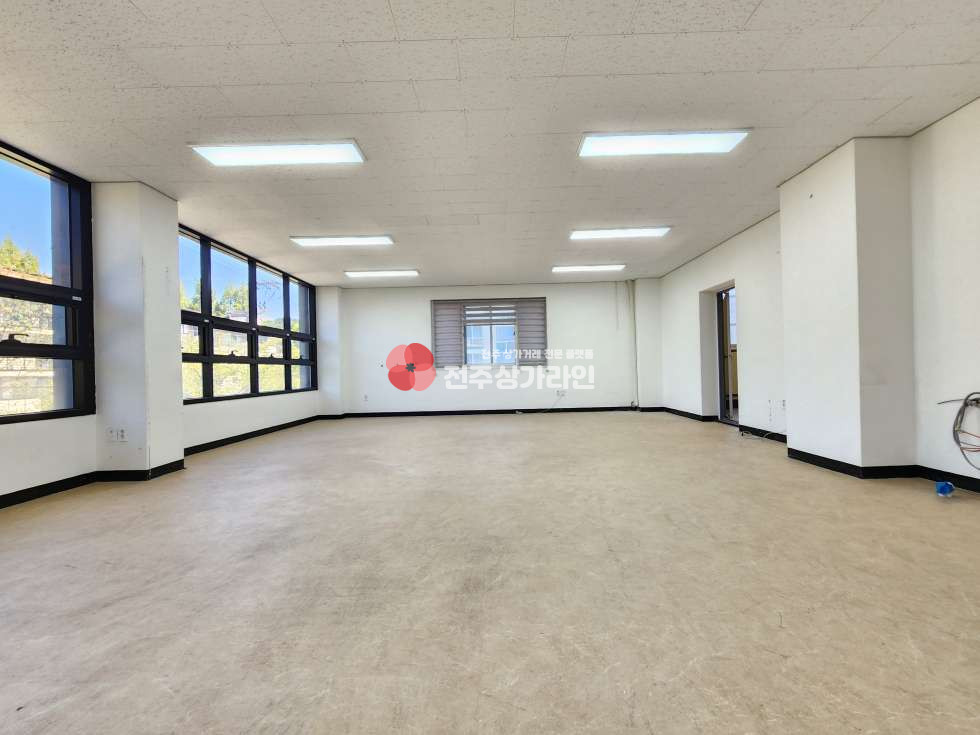 전북 전주완산구 효자동1가 ⭐효자동 깔끔한 상가⭐사무실 임대 추천⭐ 월세 매물번호 13726 사진 2