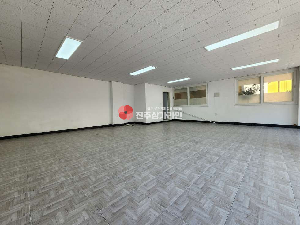 전북 전주완산구 효자동3가 ⭐학교 앞 상가⭐깔끔한 시설⭐미용실, 뷰티샵, 피부샵 추천⭐ 월세 매물번호 13309 사진 3