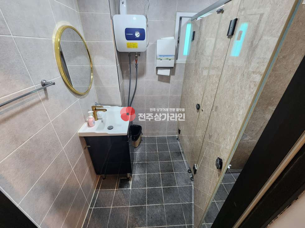 전북 전주완산구 중인동 ⭐모악산뷰 레스토랑 양도양수⭐고급 인테리어 시설집기 최상⭐ 월세 매물번호 13825 사진 15