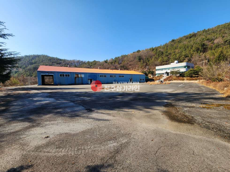 전북 완주군 고산면 소향리 ⭐500평대 공장 임대⭐사무실동 포함⭐올수리 예정⭐ 월세 매물번호 13911 사진 5