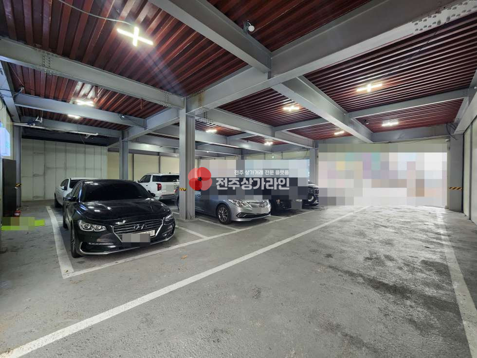 전북 전주완산구 중화산동2가 ⭐골프웨어, 아웃도어 매장, 판매점 등 추천⭐중화산동 백제대로⭐ 월세 매물번호 13921 사진 2