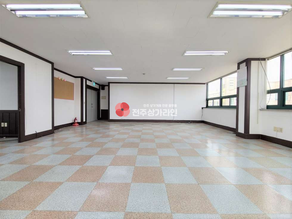 전북 전주완산구 서신동 ⭐사무실,학원,홍보관 추천⭐채광좋음⭐즉시입주⭐ 월세 매물번호 12013 사진 4