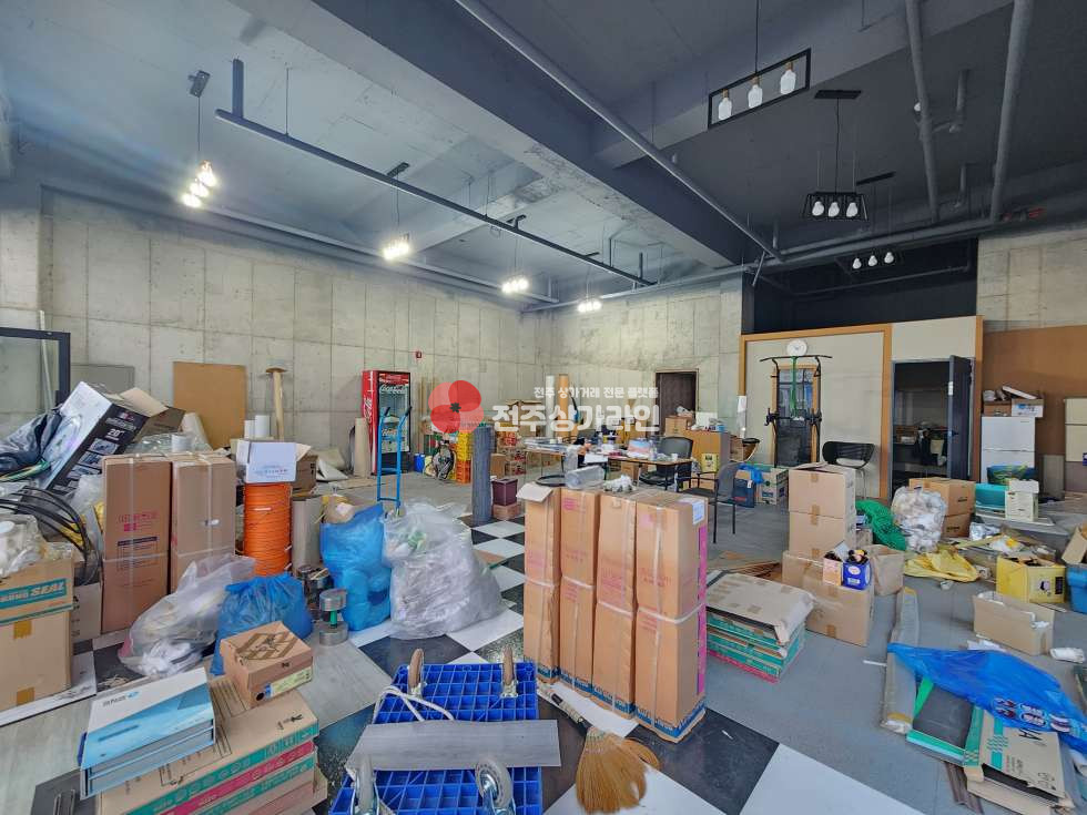 전북 전주완산구 효자동2가 ⭐대로변 상가⭐음식점, 술집 추천⭐분할가능⭐ 월세 매물번호 13967 사진 3