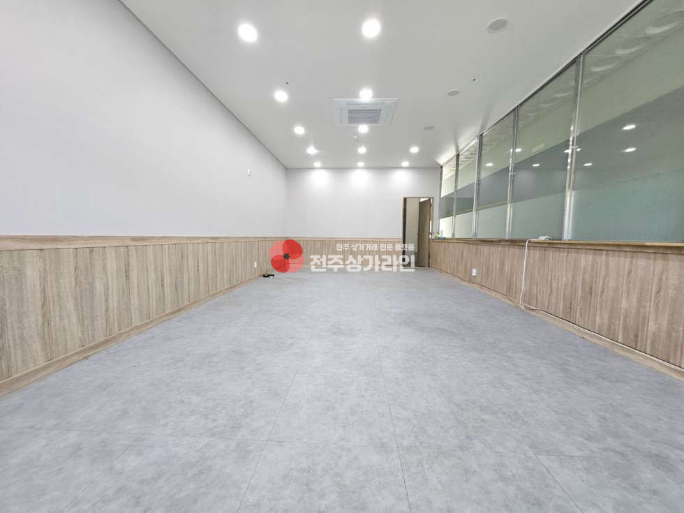 전북 전주완산구 효자동3가 ⭐사무실추천⭐전주대,신시가지근방⭐큰대로변⭐즉시입주⭐ 월세 매물번호 12703 사진 3
