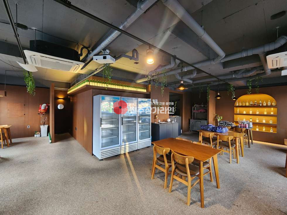전북 전주완산구 서신동 ⭐서신동 먹자골목 상권⭐술집 양도양수⭐감성 인테리어⭐ 월세 매물번호 13985 사진 1