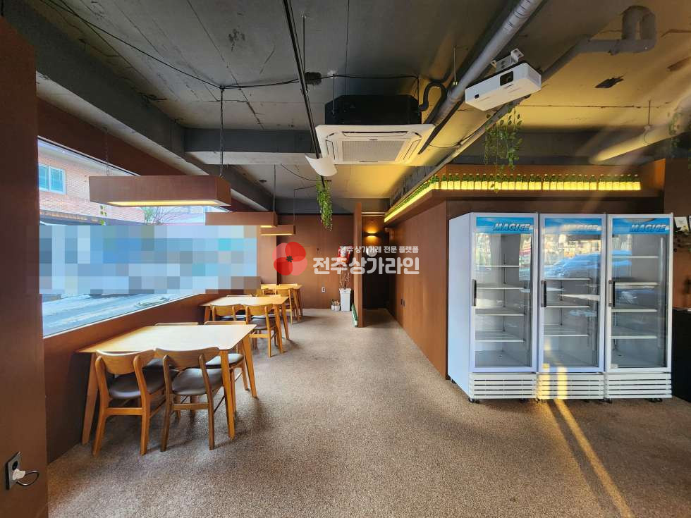전북 전주완산구 서신동 ⭐서신동 먹자골목 상권⭐술집 양도양수⭐감성 인테리어⭐ 월세 매물번호 13985 사진 3