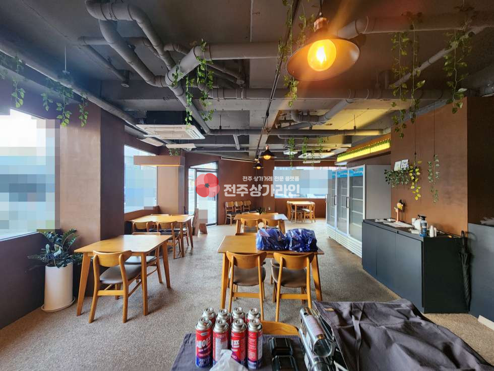 전북 전주완산구 서신동 ⭐서신동 먹자골목 상권⭐술집 양도양수⭐감성 인테리어⭐ 월세 매물번호 13985 사진 4