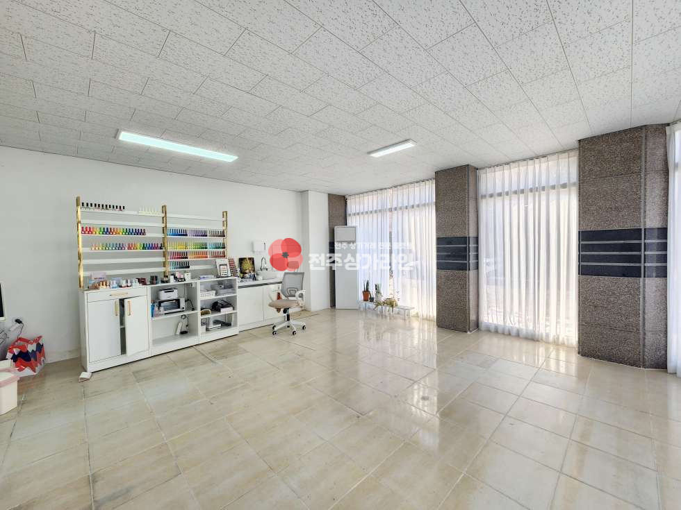전북 전주완산구 삼천동1가 ⭐뷰티, 피부, 네일 등 추천⭐카페 추천⭐삼천동 아파트 부근⭐ 월세 매물번호 13986 사진 3